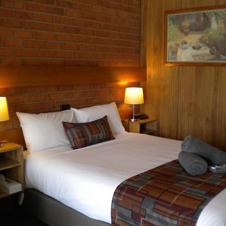 Moama Central Motel Эчука Экстерьер фото