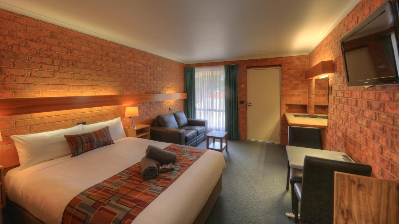 Moama Central Motel Эчука Экстерьер фото