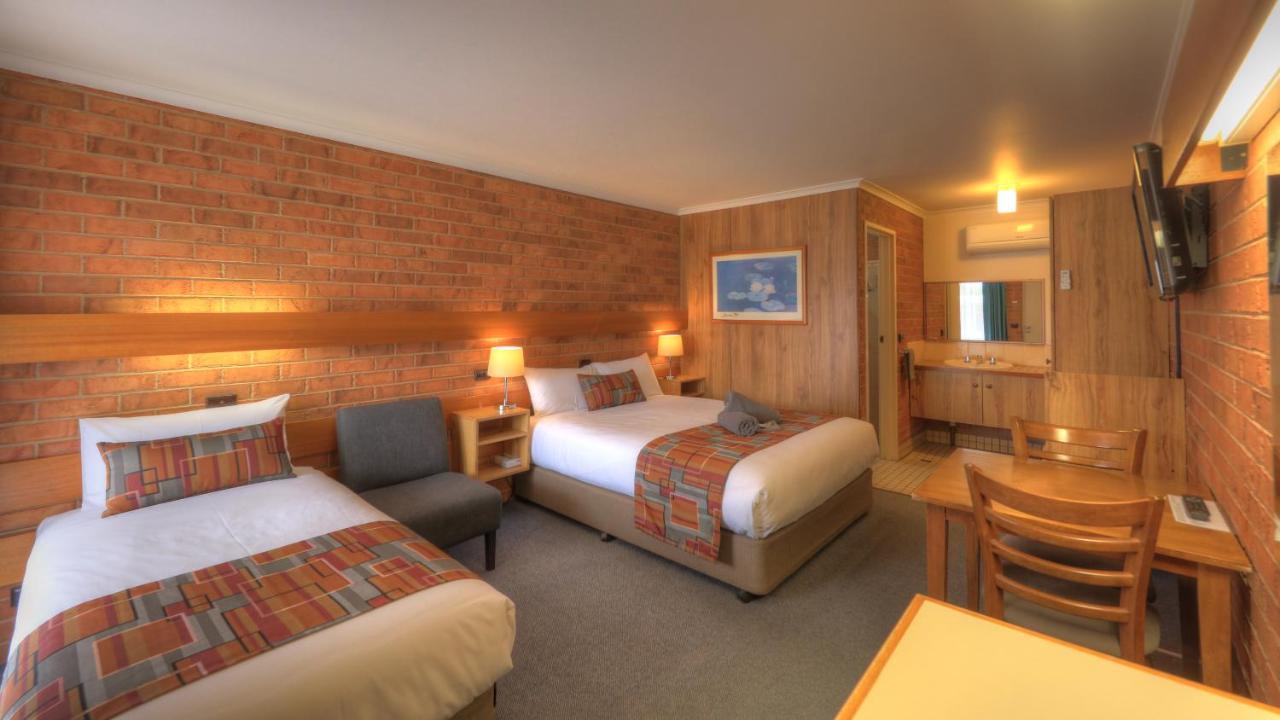 Moama Central Motel Эчука Экстерьер фото