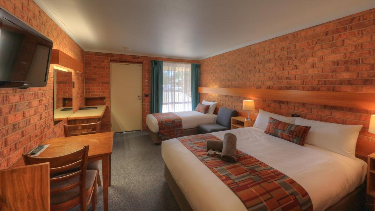 Moama Central Motel Эчука Экстерьер фото