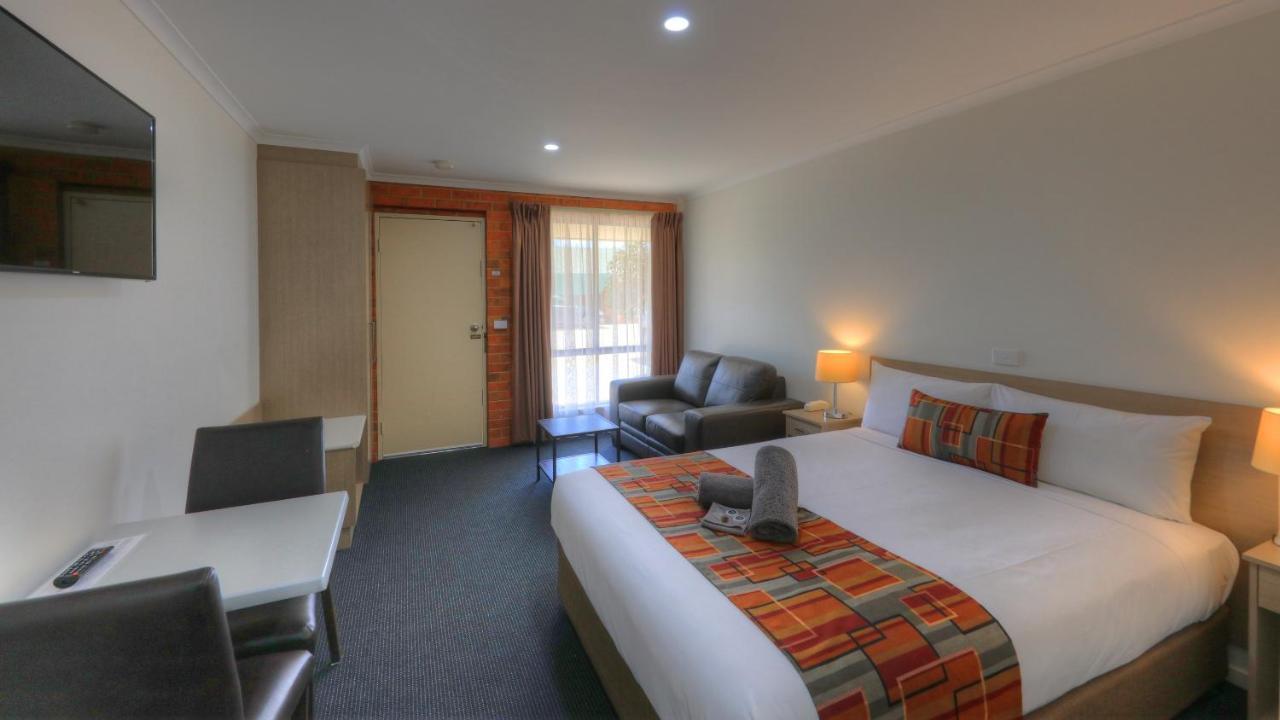 Moama Central Motel Эчука Экстерьер фото